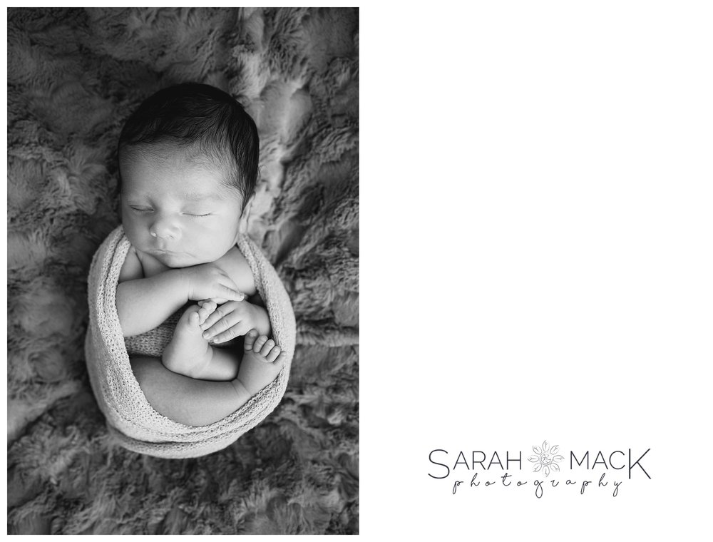 Smalls-Orange-Country-Newborn-Photography 45-2.jpg
