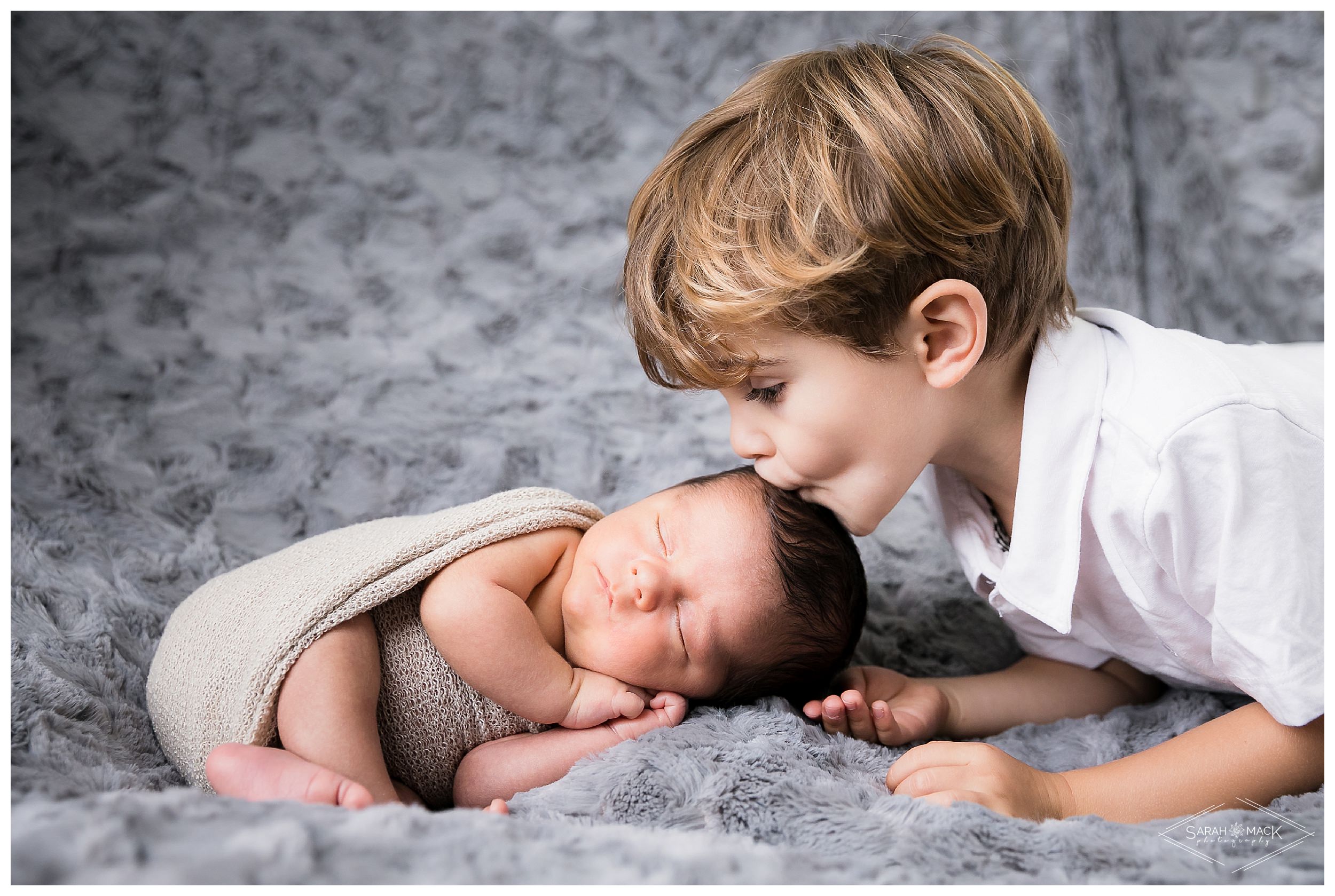 Smalls-Orange-Country-Newborn-Photography 50.jpg