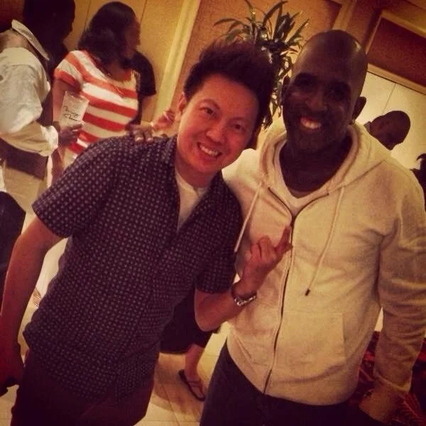 2013年 喺拉斯維加斯Mirage Resort（拆咗咯😥）睇 @boyziimen , 當時 Az Yet 嘅 @imarcnelson 都有上台演出。

睇完個show 見到佢 當然要拉著影相喇！

Such a great moment to have met one of the R&amp;B legends!!!