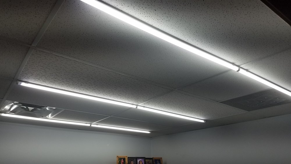 Gallery Edge Led Lighting Indianapolis Commercial Retailer And Installation - How To Put Up Led Lights On Ceiling Corners
