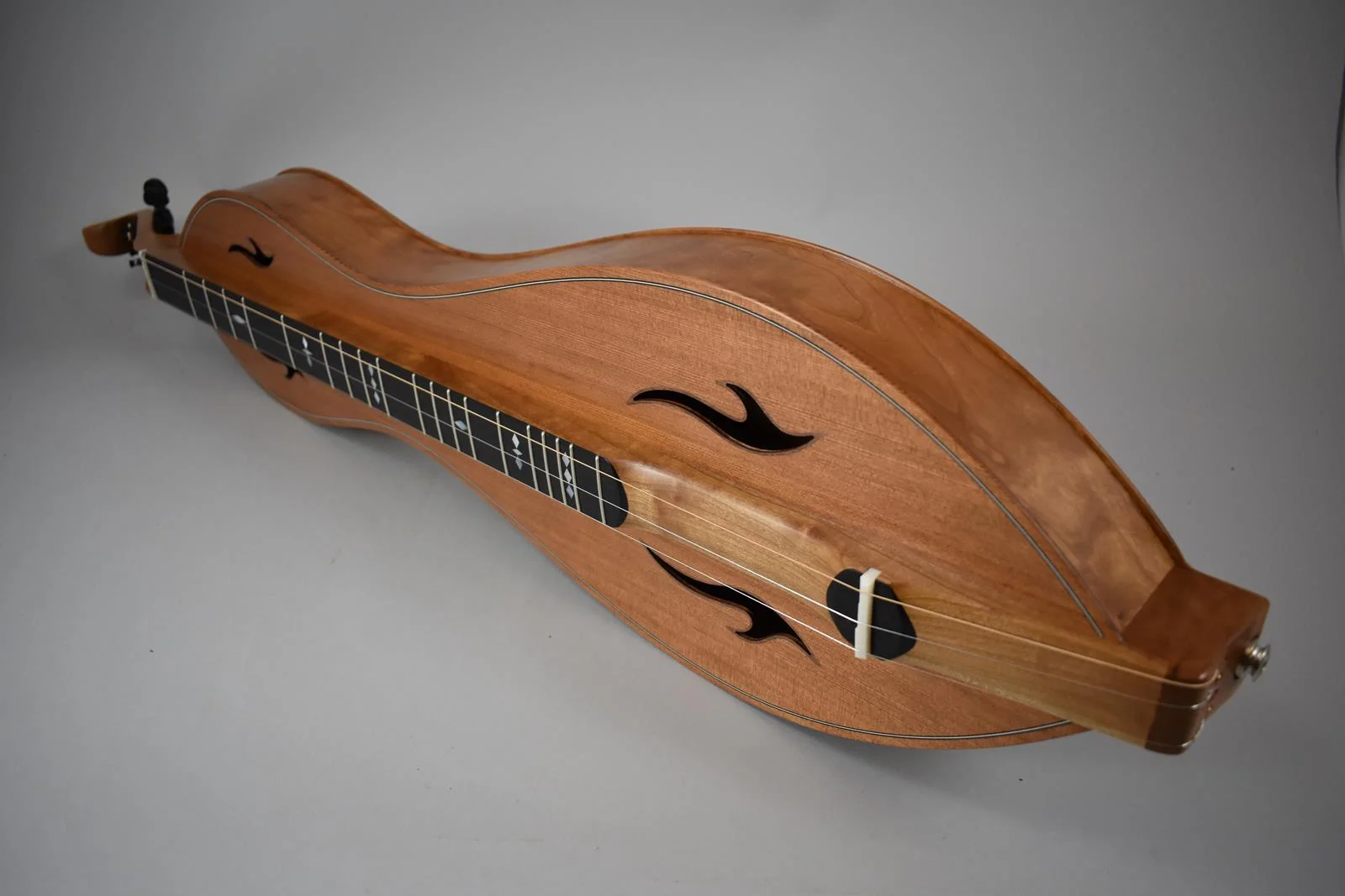 499 25" VSL Radius Fretboard — McCafferty Dulcimers