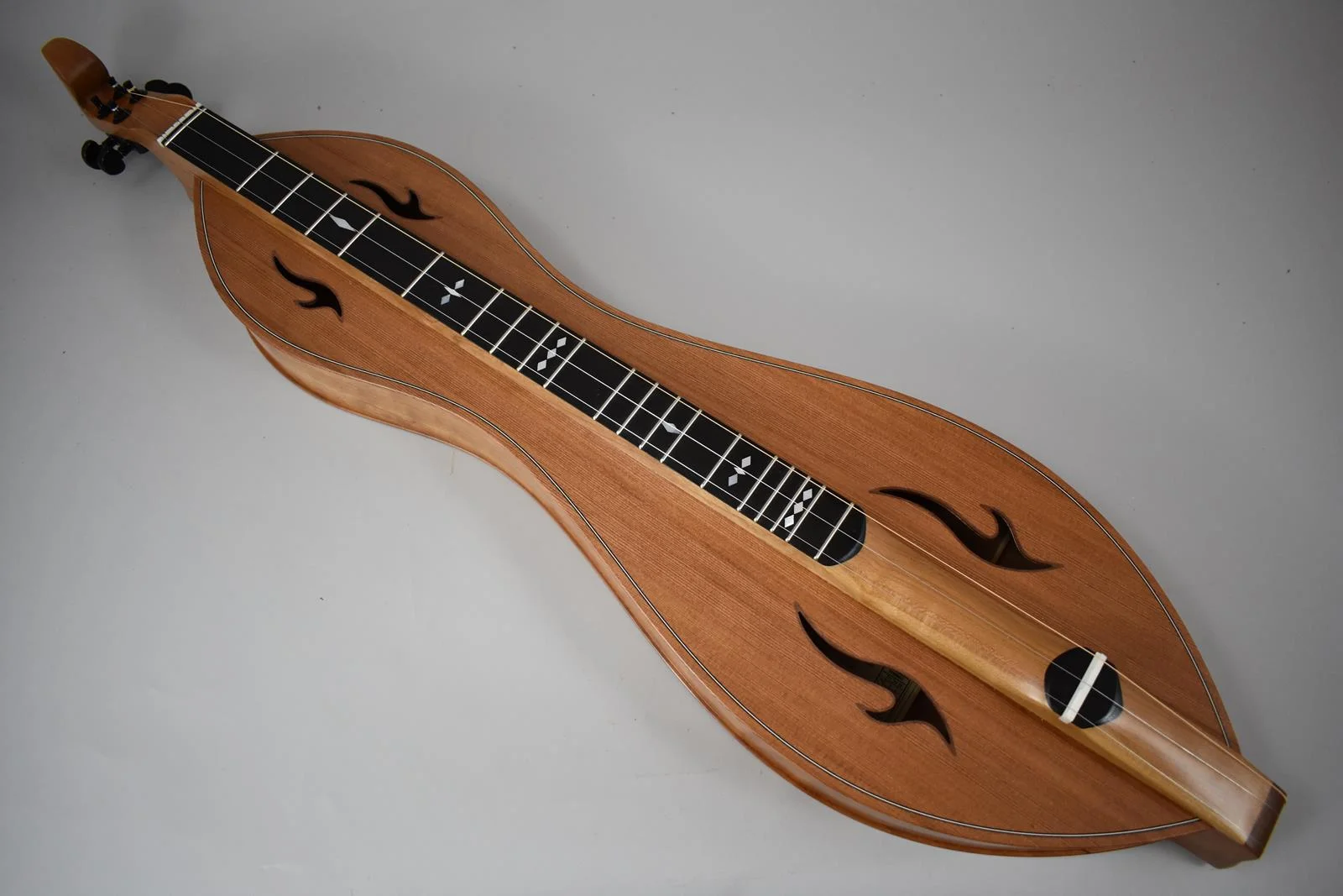 499 25" VSL Radius Fretboard — McCafferty Dulcimers