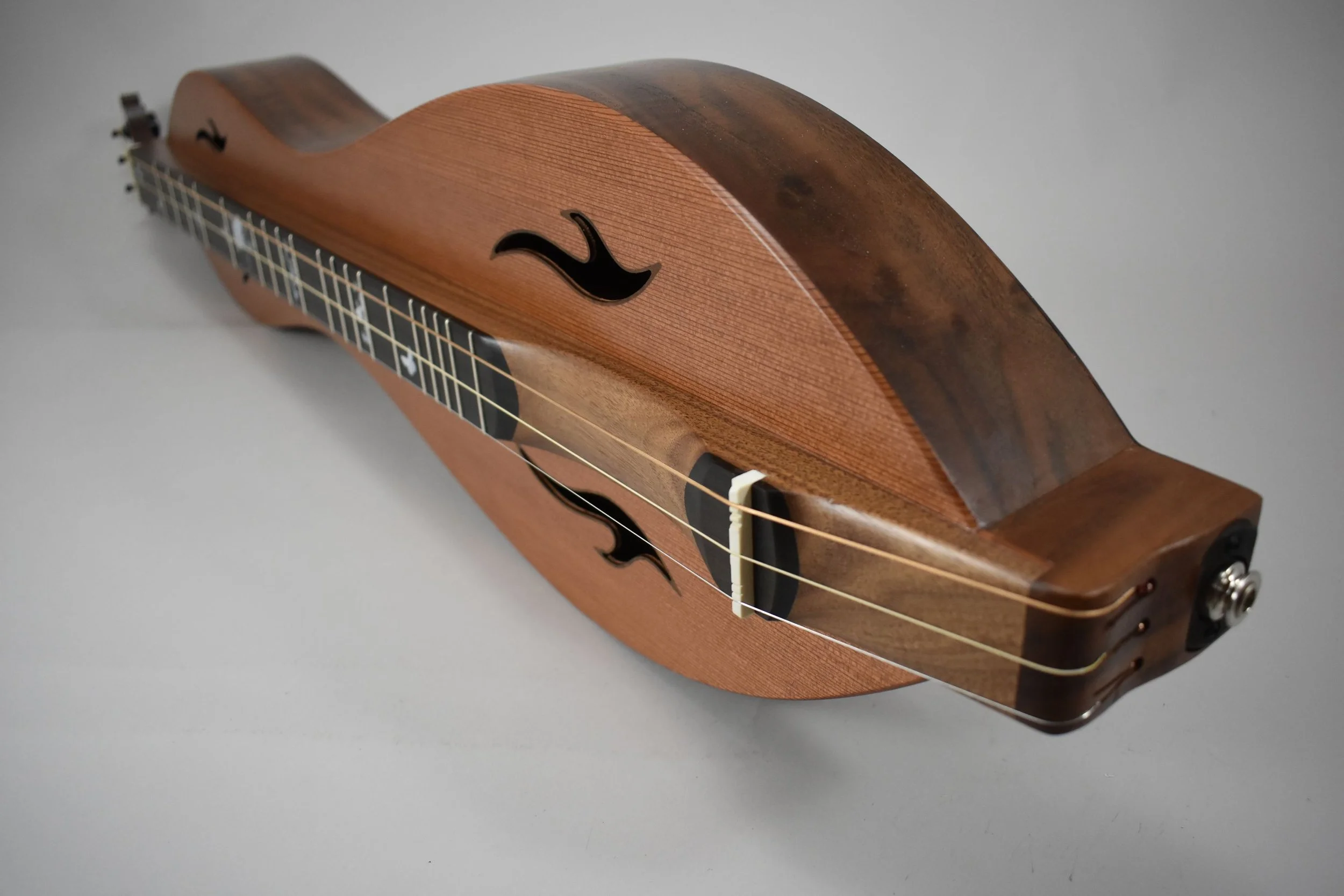 #1004 - 25.8" VSL Seifert Acoustic - Baritone
