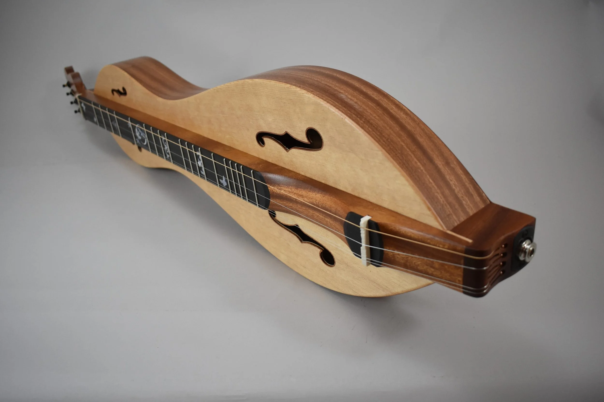 #911 - 25.8" VSL Seifert Acoustic