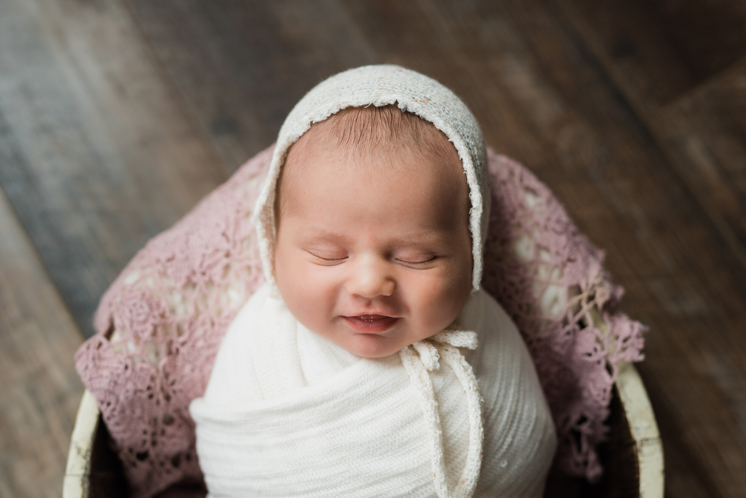 Charlotte Newborn-138.jpg