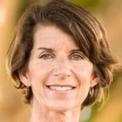 Shari Davis