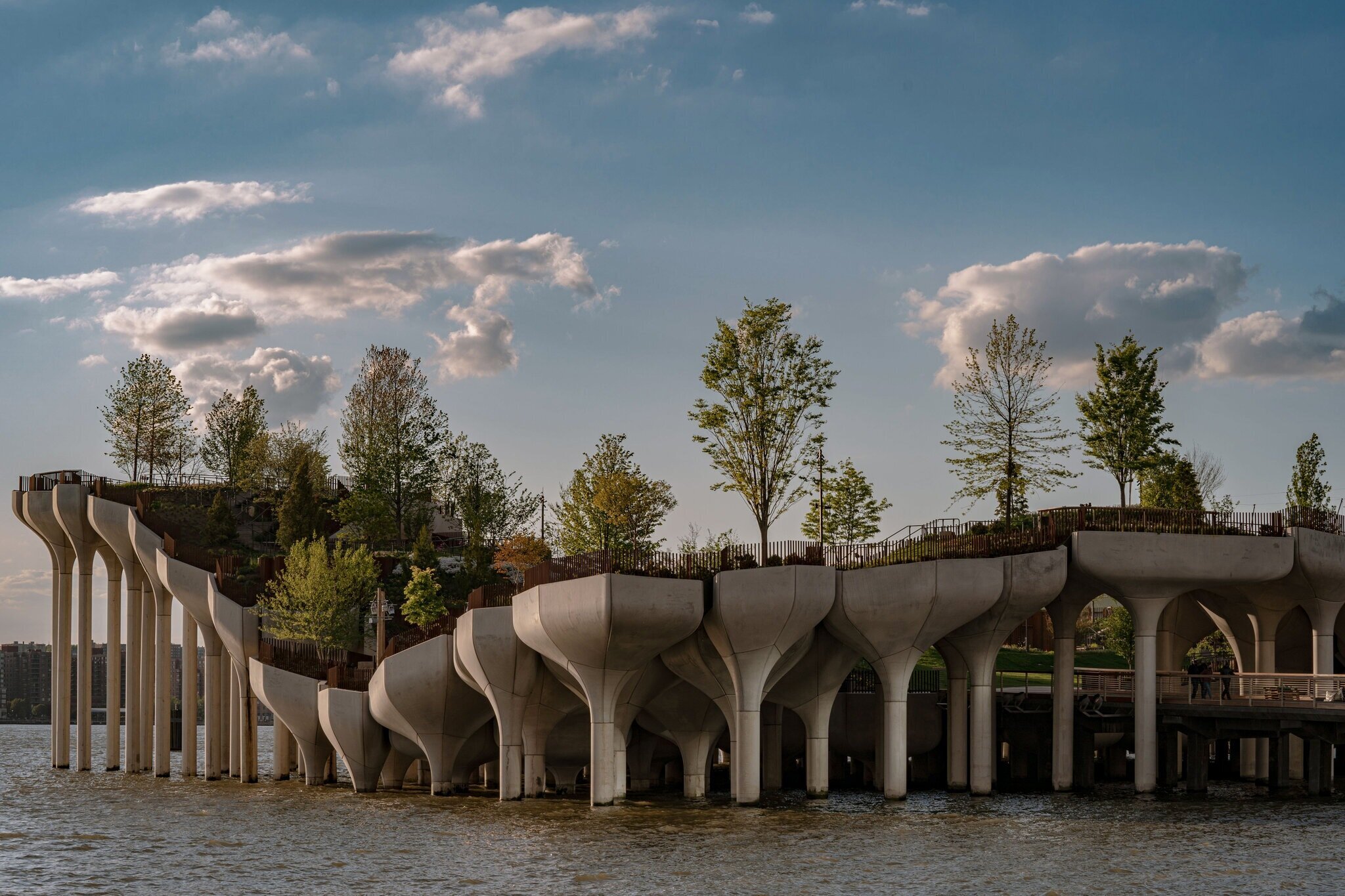 A New $260 Million Park Floats on the Hudson. It’s a Charmer.