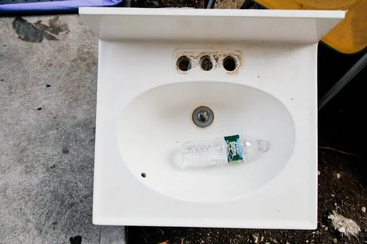 Water, but not everywhere: Research sheds light on race and water access in metro areas