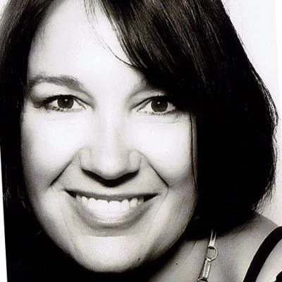 Sharon Szmolyan-Stein