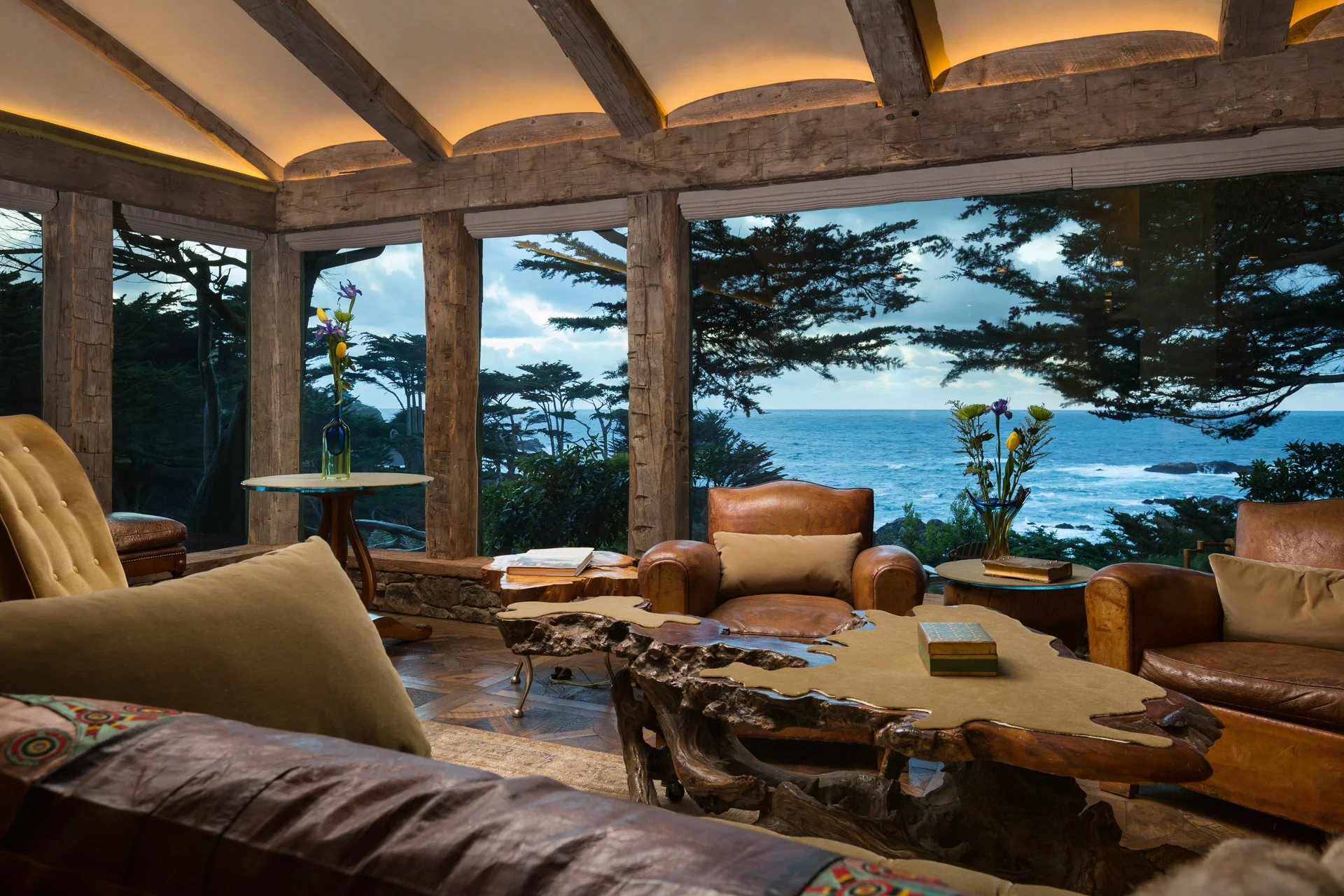 14-Rustic-Living Room.jpg