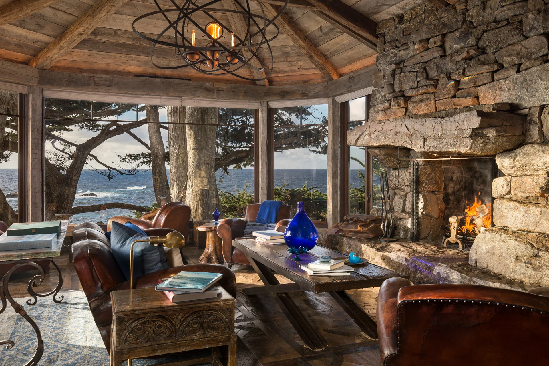 4-Rustic-Living Room.jpg