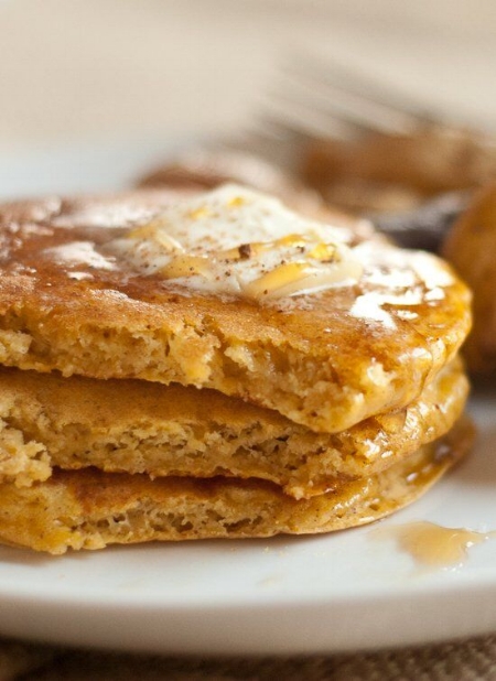 healthy-pumpkin-pancakes_preview.jpeg