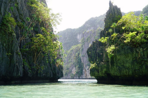 Kayaking through the Big Lagoon, El Nido, Palawan, Philippines