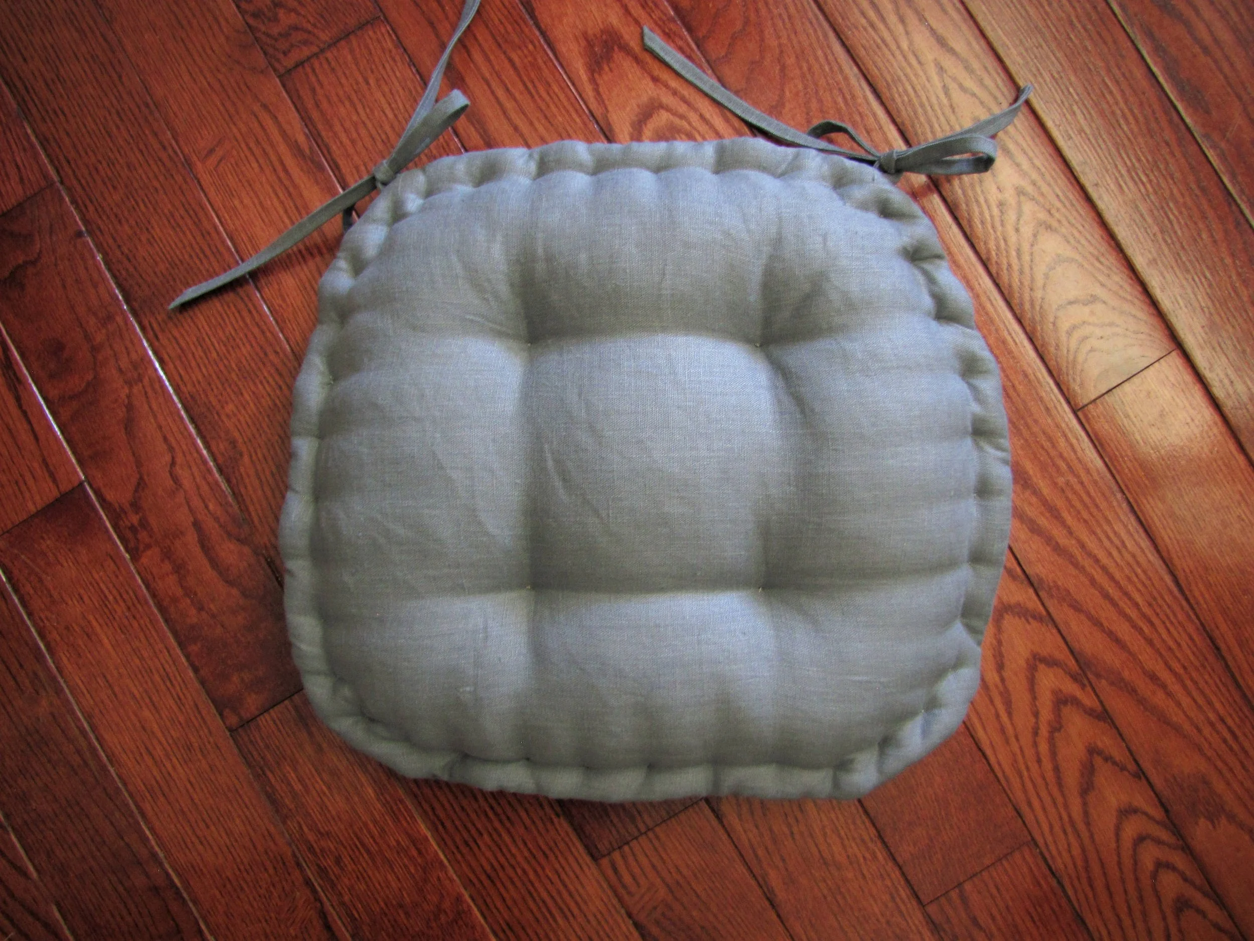 https://i.etsystatic.com/10741130/r/il/22bf14/1352264700/il_fullxfull.1352264700_i4oa.jpg