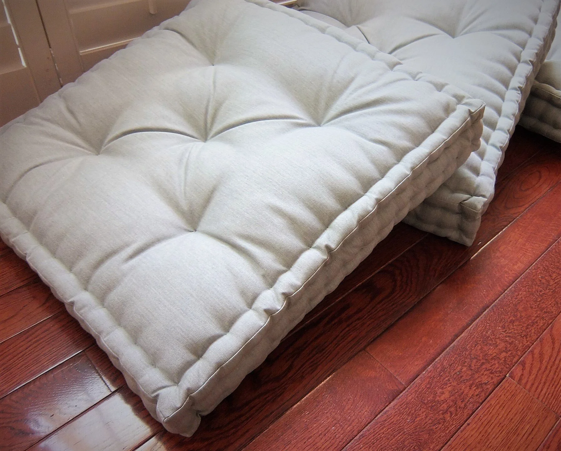 https://i.etsystatic.com/10741130/r/il/8f2da3/1780739537/il_fullxfull.1780739537_74ep.jpg