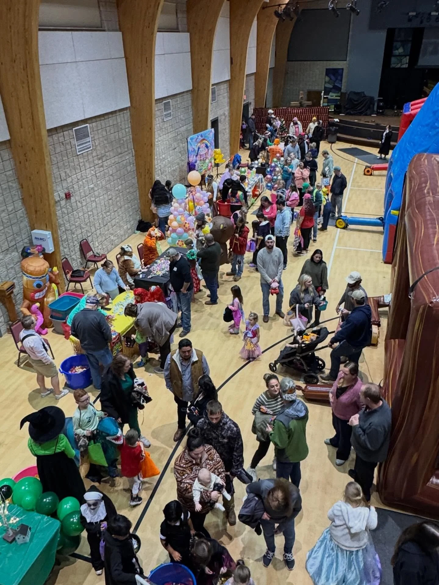Trunk or Treat was SO GOOD last night!! 🙌
Thank you to every family who came out despite the rain! We hope you had as much fun as we did! 

We loved seeing kids in their costumes running around our church, making memories together. This is what comm