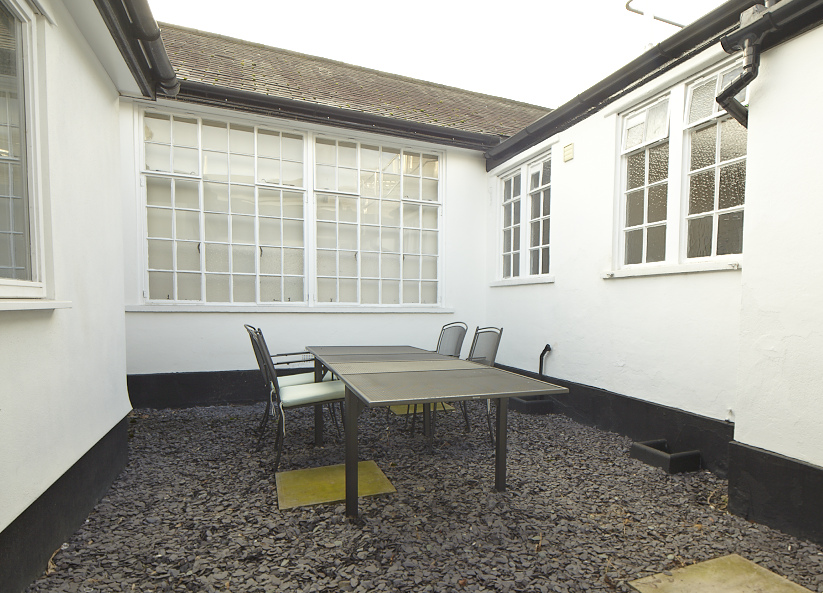 1138_01_N2.jpg