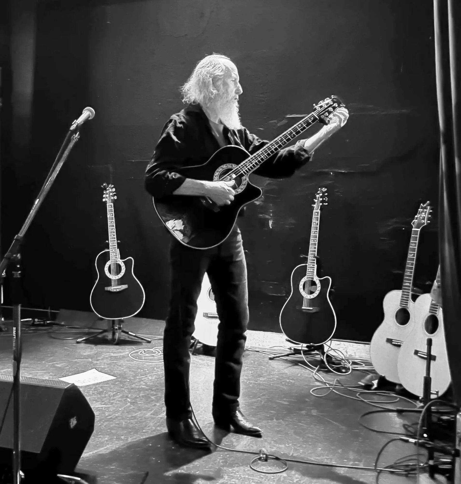 Curt Golden with Seattle Guitar Circle. Jewel Box Theatre, Seattle.
