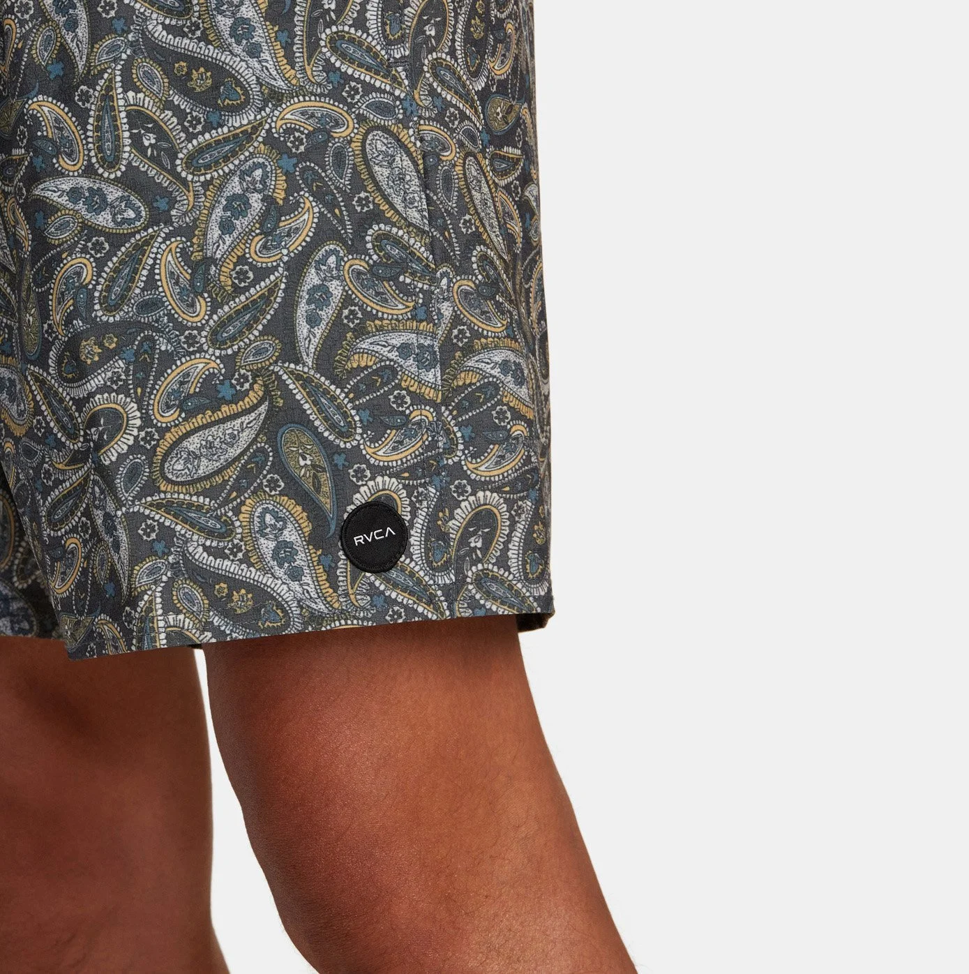 24_RVCA.jpg