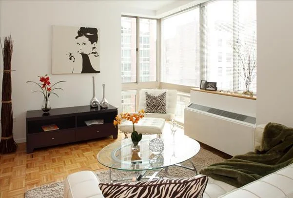 777 Sixth Avenue, Apt 20H | Represented Tenant | $4,485/month