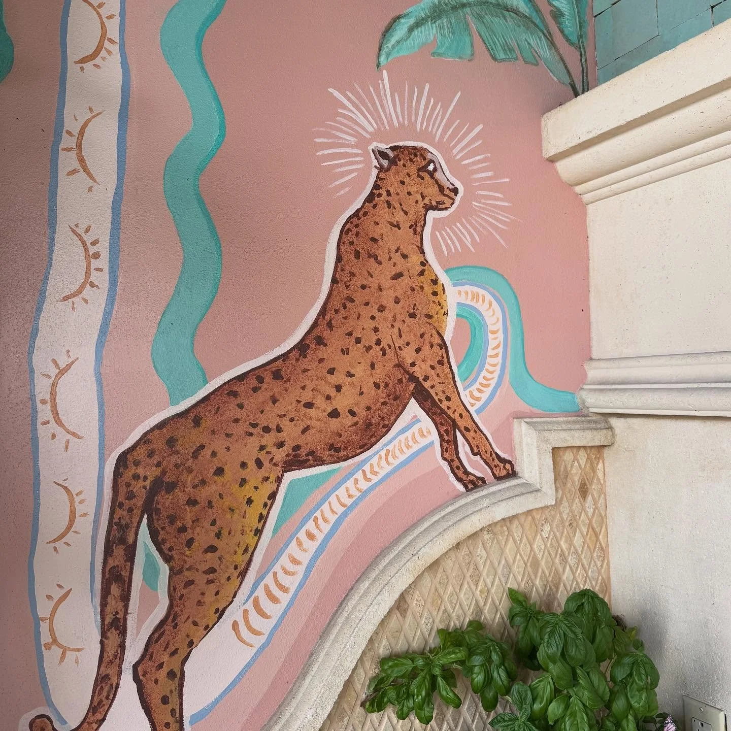 The talented @grahamemenage makes many of our projects spectacular. This mural brings this outdoor kitchen to life. #biographicaldesign #outdoordesigner #mural #miamimaximalism