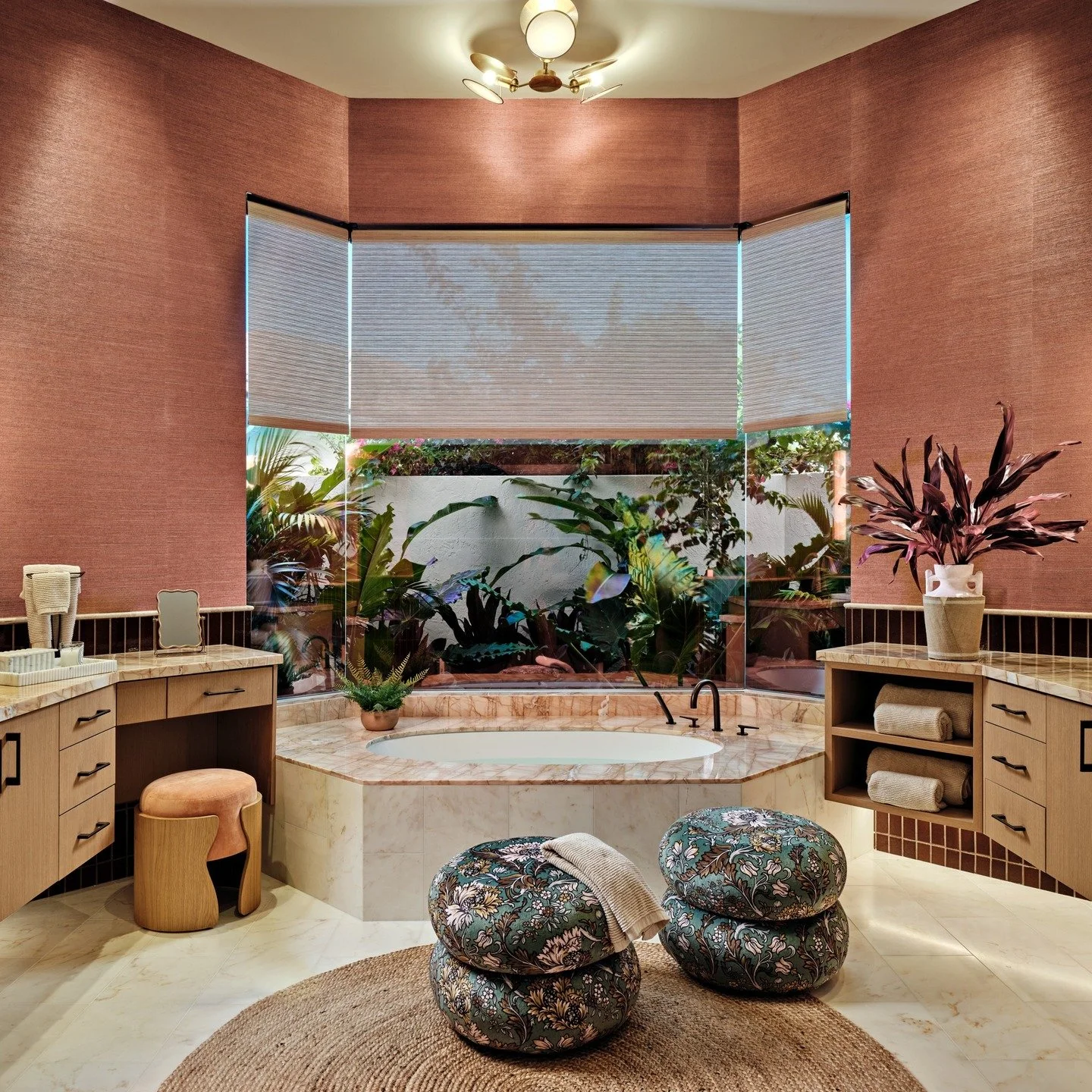 There&rsquo;s something about earth tones that feels instinctive.

Soft oranges. Sun-baked walls. A quiet glow that makes your skin look warmer, your shoulders drop, your breath slow.

This bathroom doesn&rsquo;t try to impress you.
It just makes you