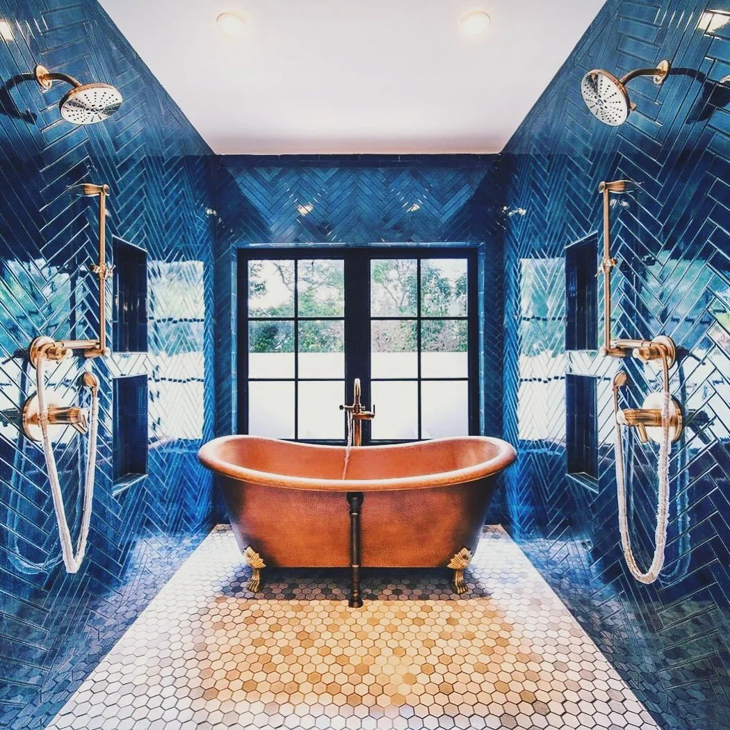 A space for ritual and restoration. Wrapped in deep cobalt and centered around an elegant copper tub, this bathroom transforms daily routines into moments of wellness and reflection.

#ErrezDesign #biographicaldesign #miamimaximalism #LuxuryInteriors
