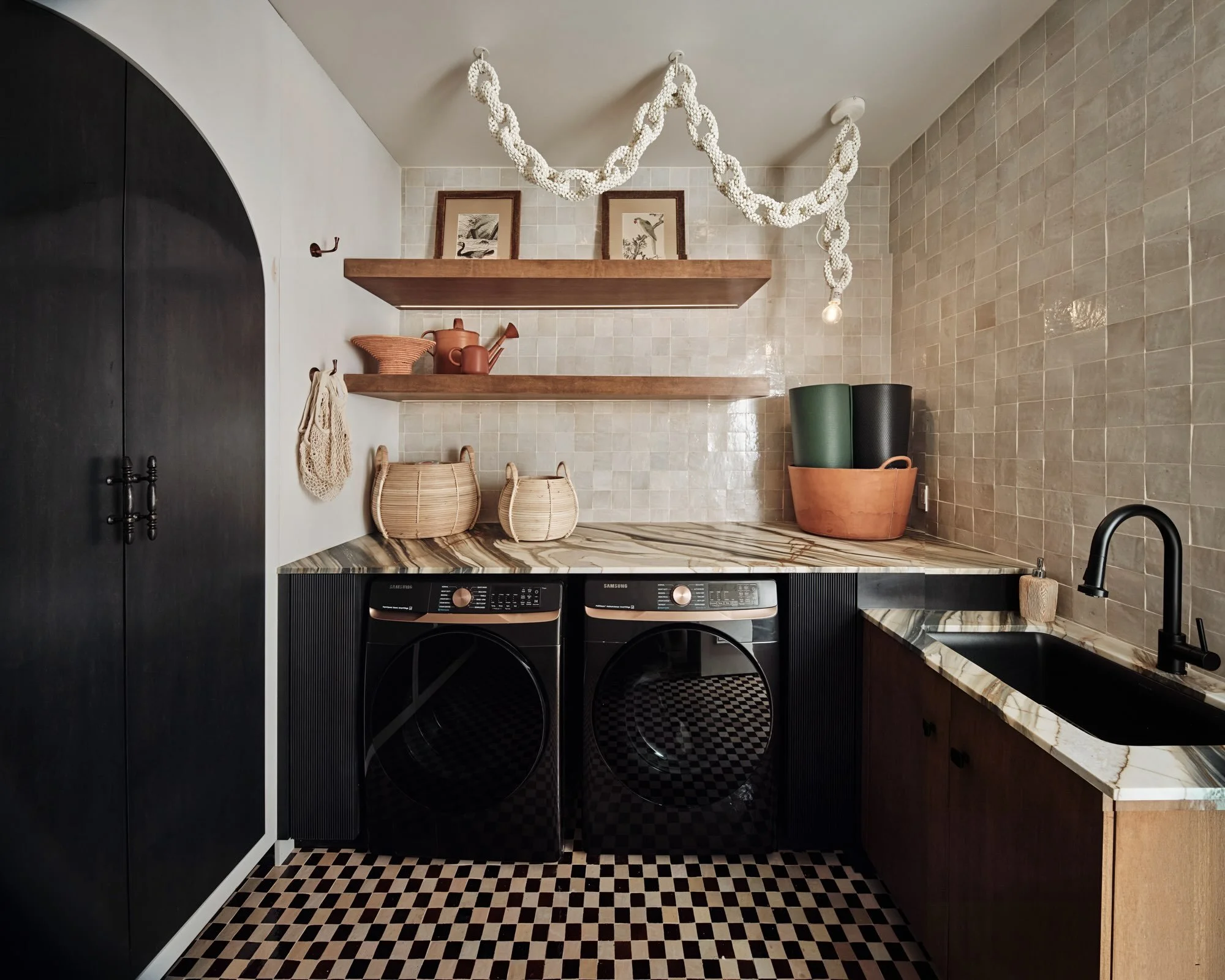 t&rsquo;s kind of chic to have a fully designed laundry room.

Thoughtful cabinetry, great lighting, beautiful finishes, and a little personality can turn even the most practical space into a design moment.

Proof that no room in the house is too uti