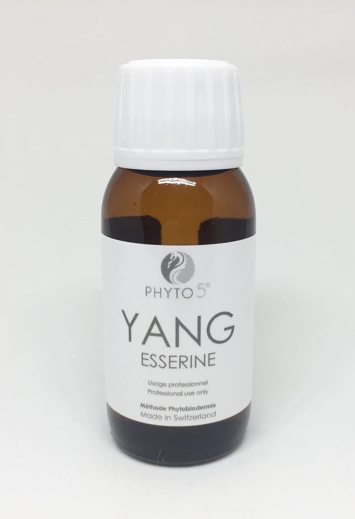 esserine-yang.jpg
