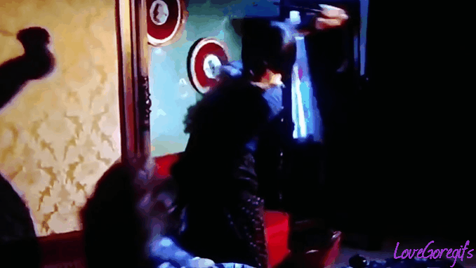 #9 Psycho 4_ The Beginning.gif