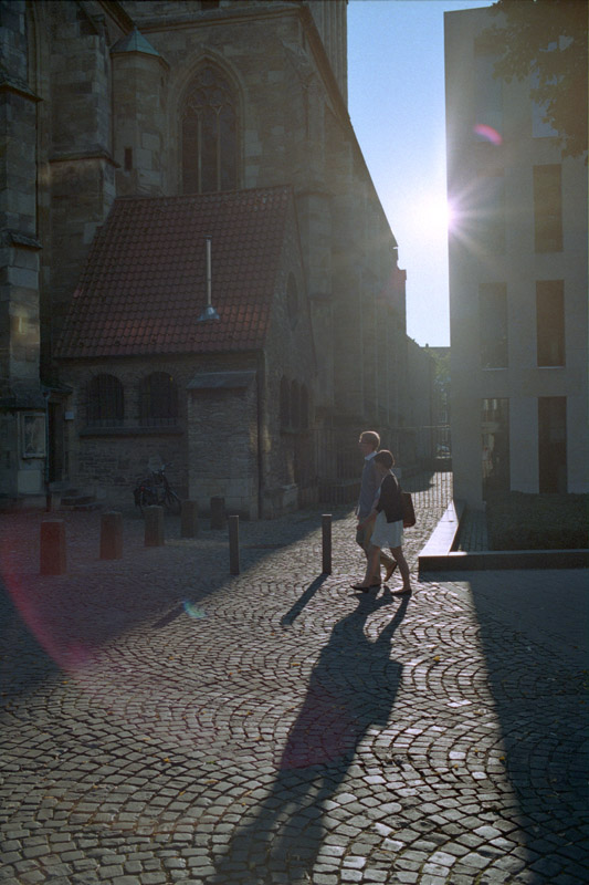 Into the light ( Flickr ) | Leica M6TTL Fuji Superia 200