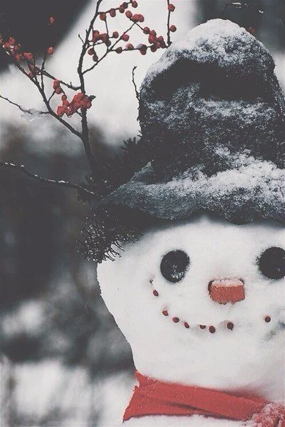 decembre bonhomme rouge.jpg