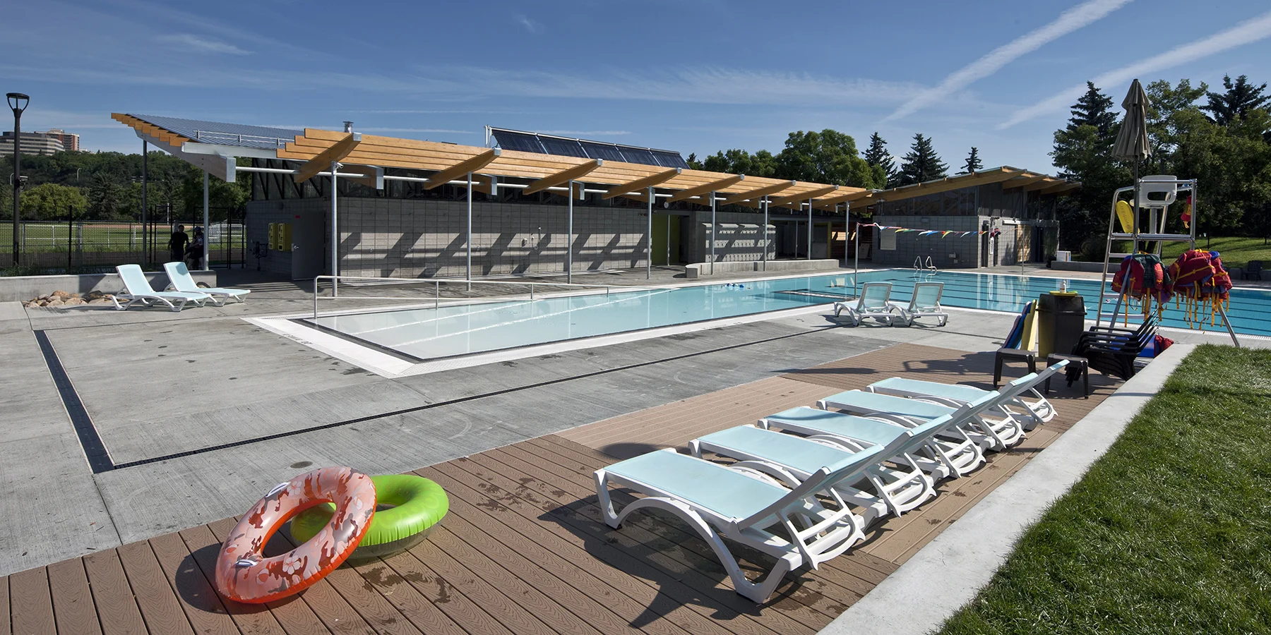 Queen Elizabeth Pool, Edmonton, Alberta