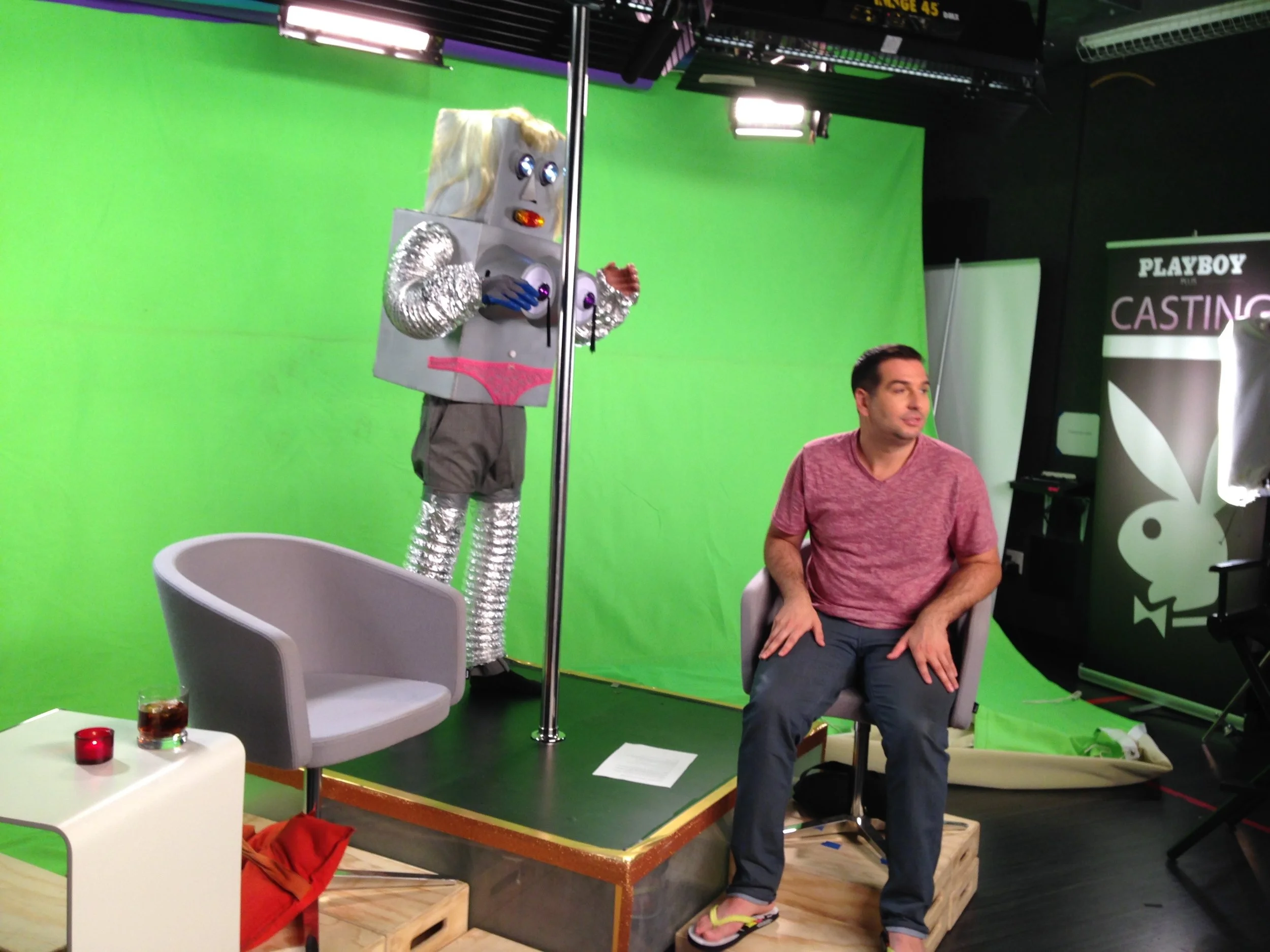 STRIPPER ROBOT ON THE STASH