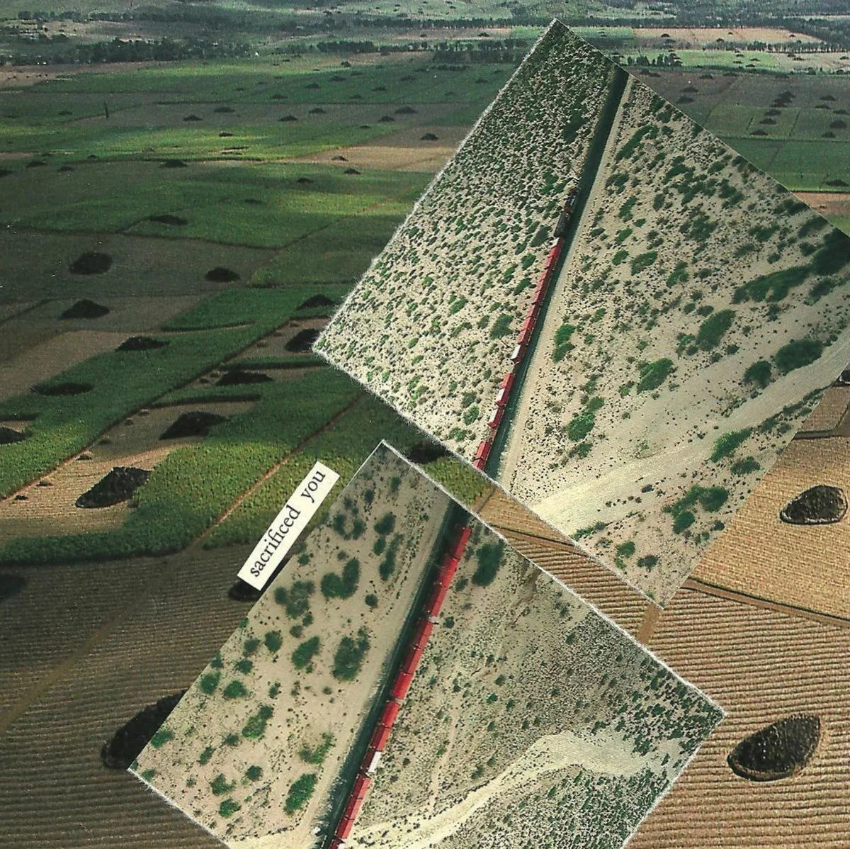 a0579629700_10.jpg