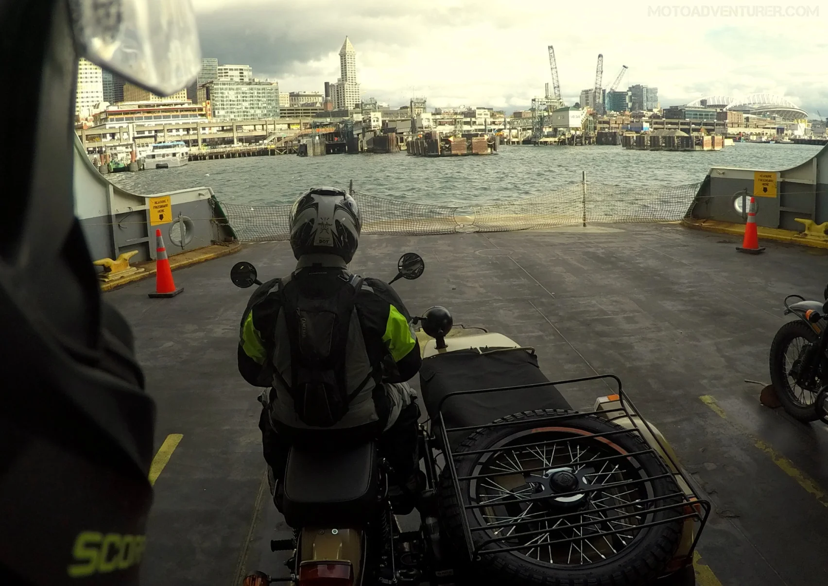 ural-gear-up-ferry-downtown-motoadvr.jpg