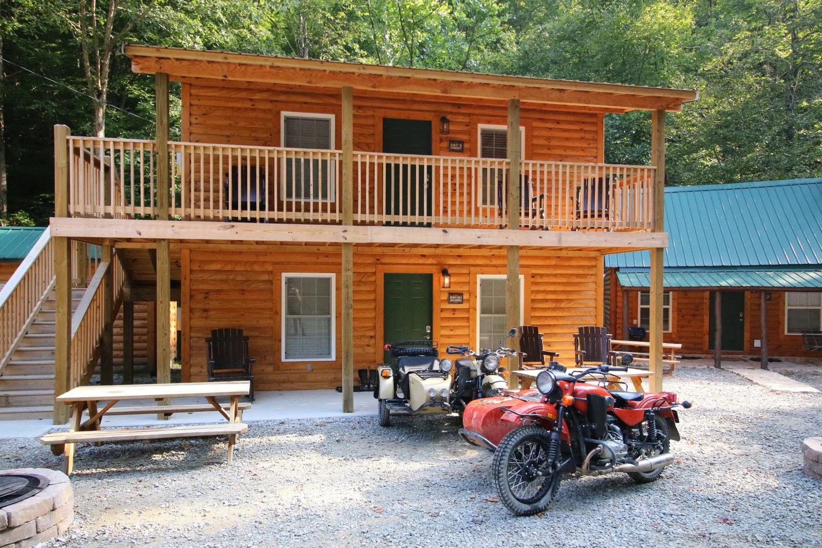 We stayed on the bottom floor of this cabin. It can sleep up to 6 people.