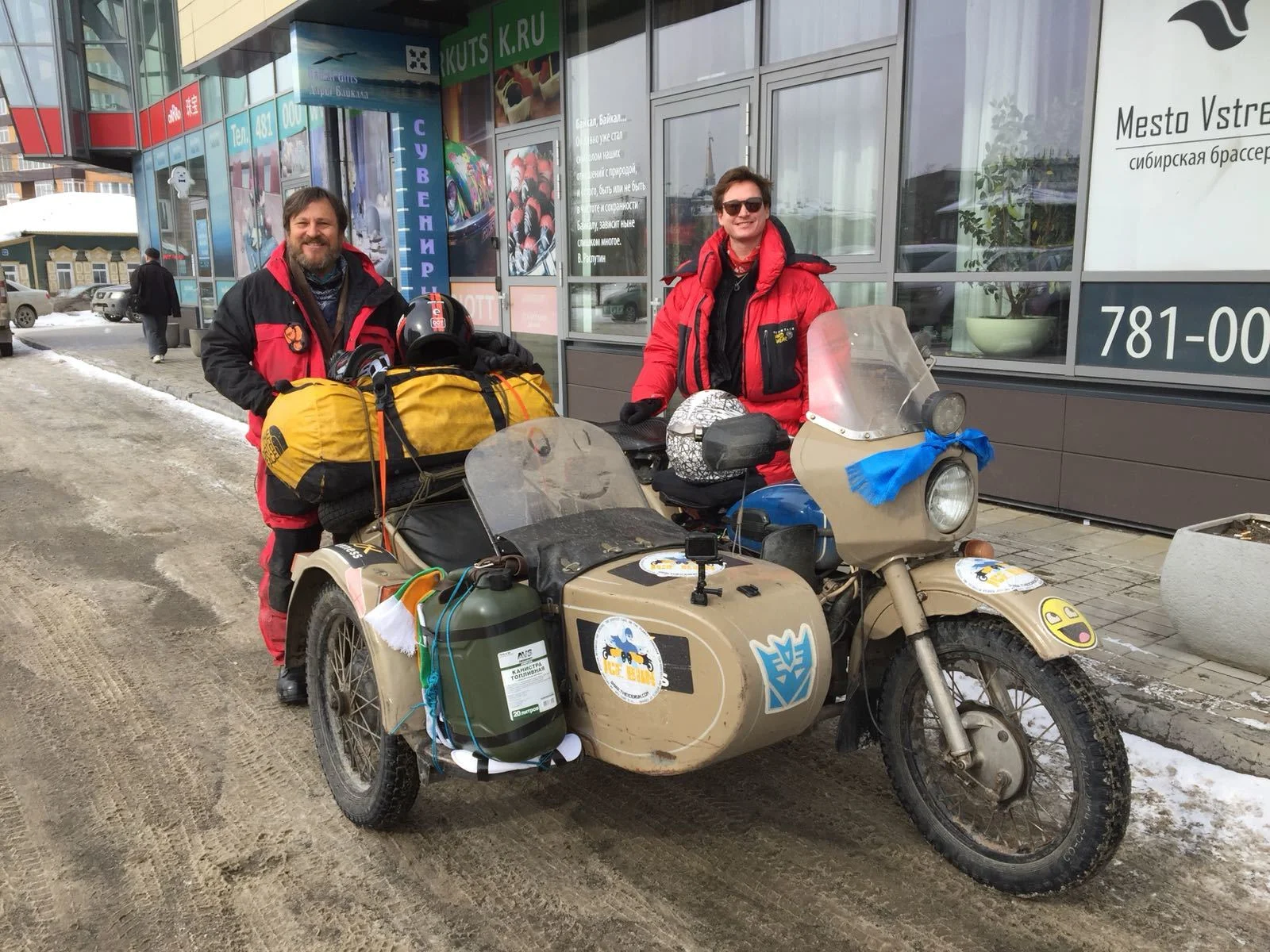 Team Baikal Beach Boys before taking off on the 2018 Ice Run.