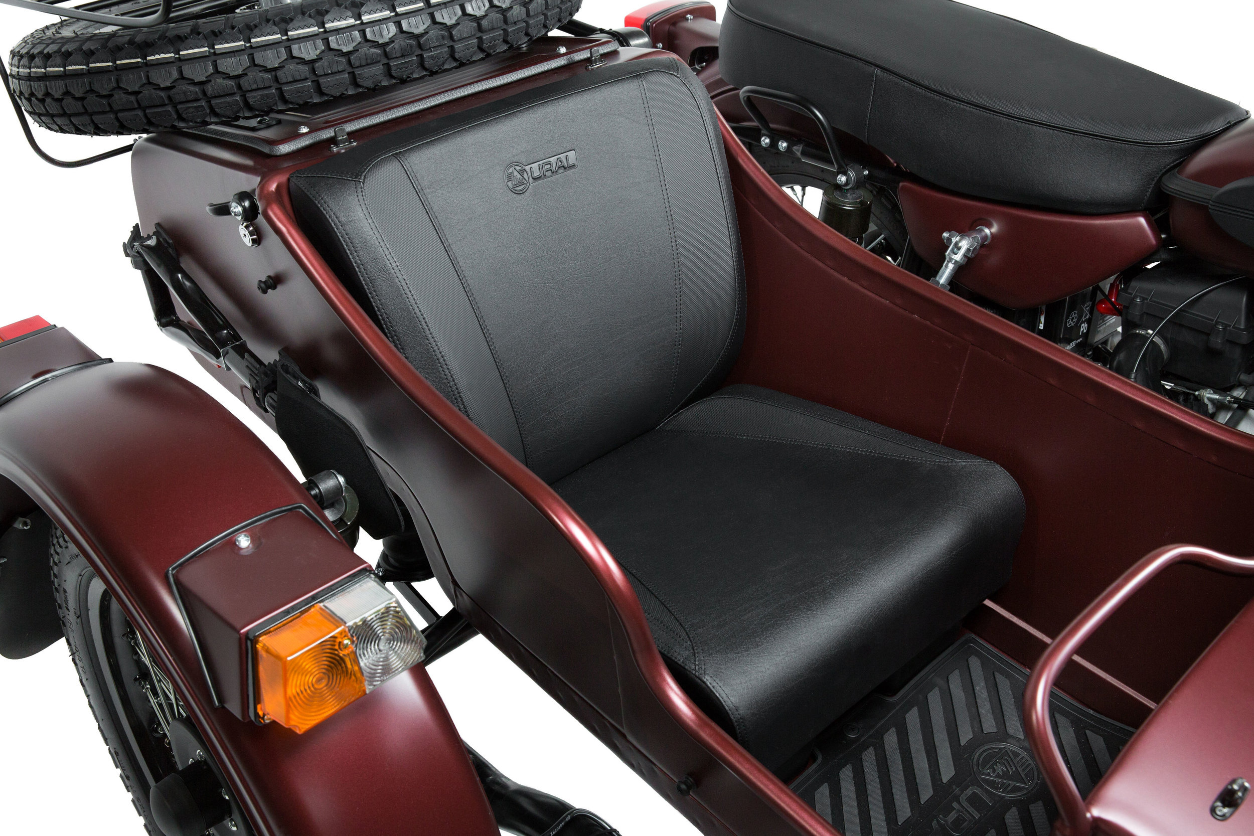 URAL_2019GearUp_Studio-6_final.jpg