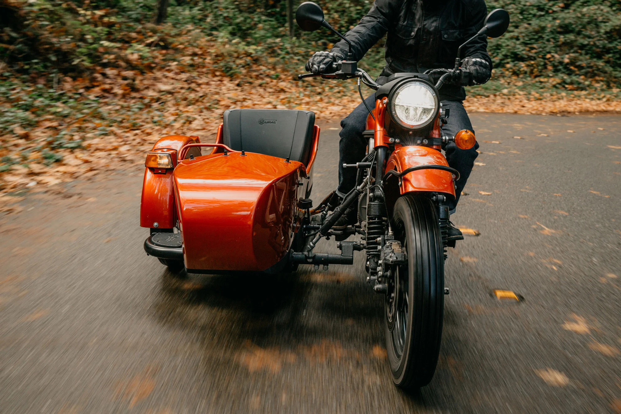 Ural-Electric-Lifestyle-4.jpg