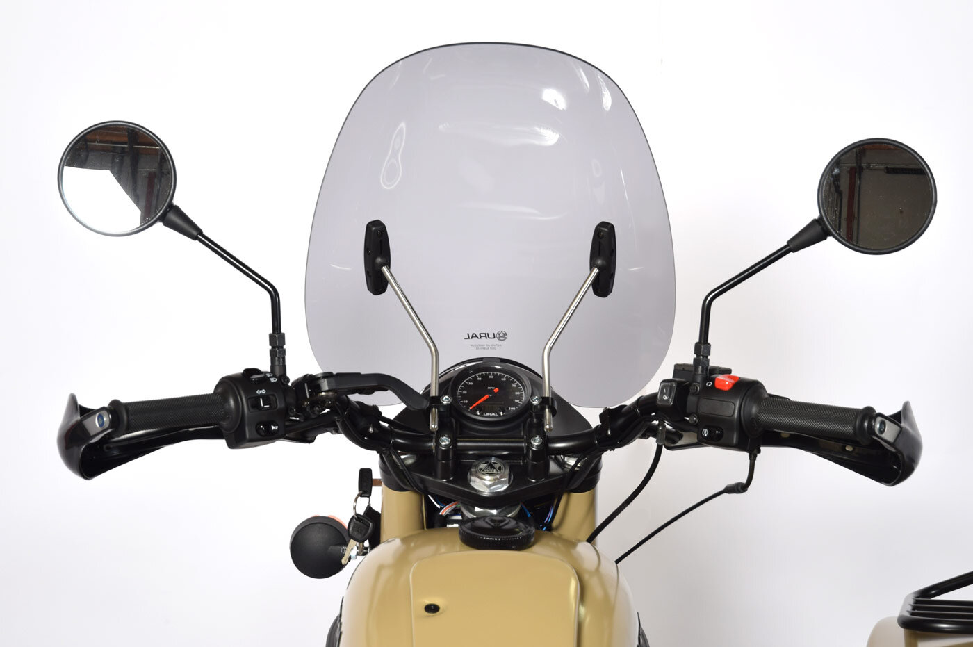 ural-windshield-sahara.jpg