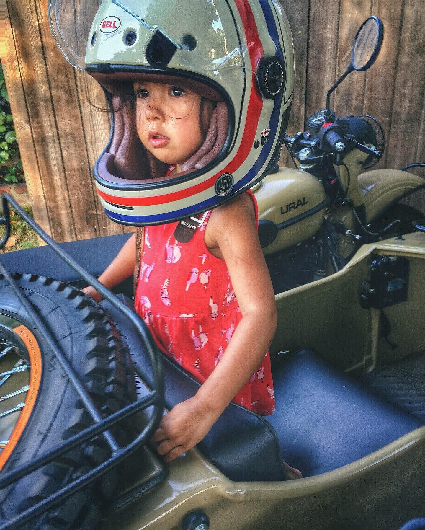 They grow up SO fast!! 🥹 

✨Happy birthday Luna! 🎊

Dad: @mikeescamilla 

#uralmotorcycles