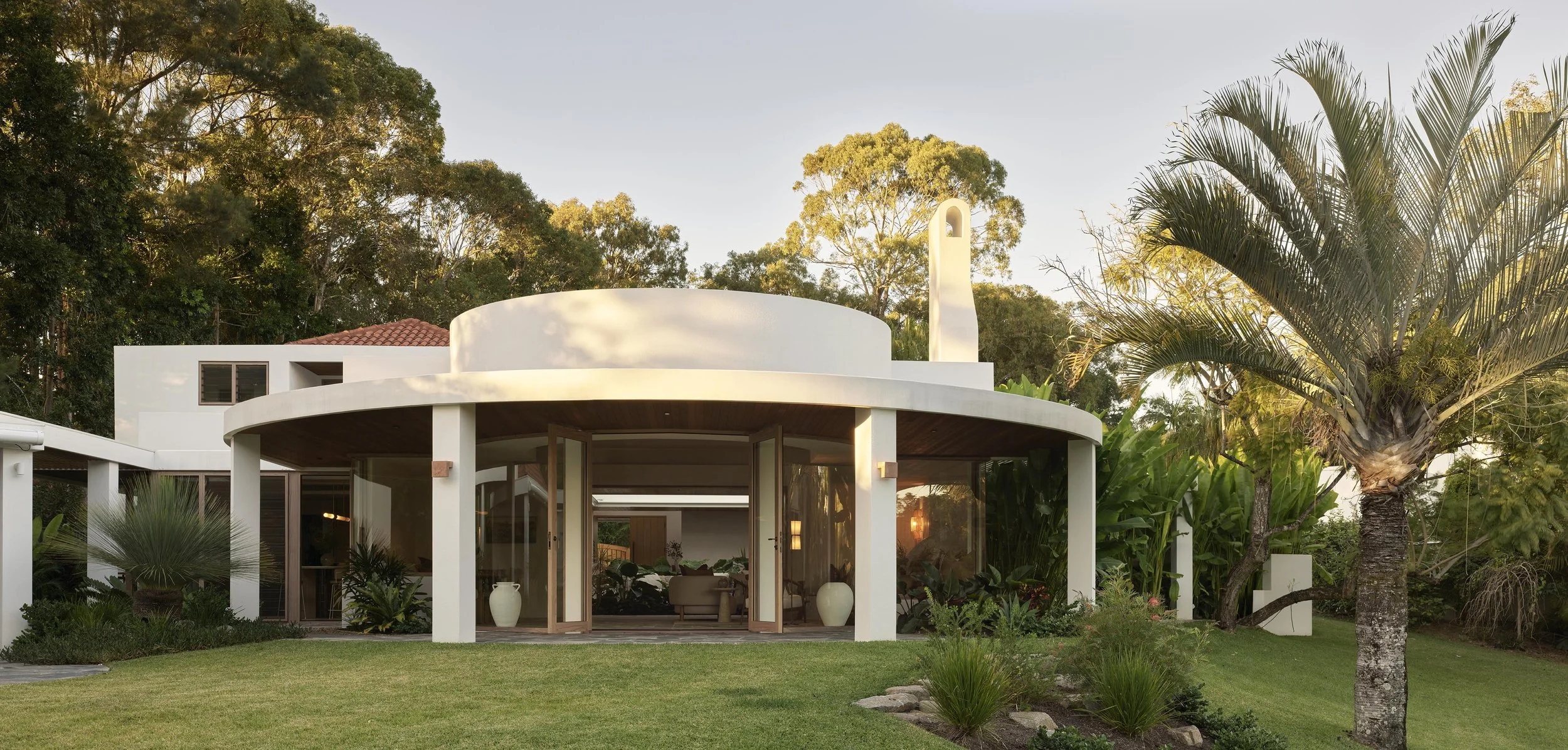 Lakes House53603A©TobyScott.jpg