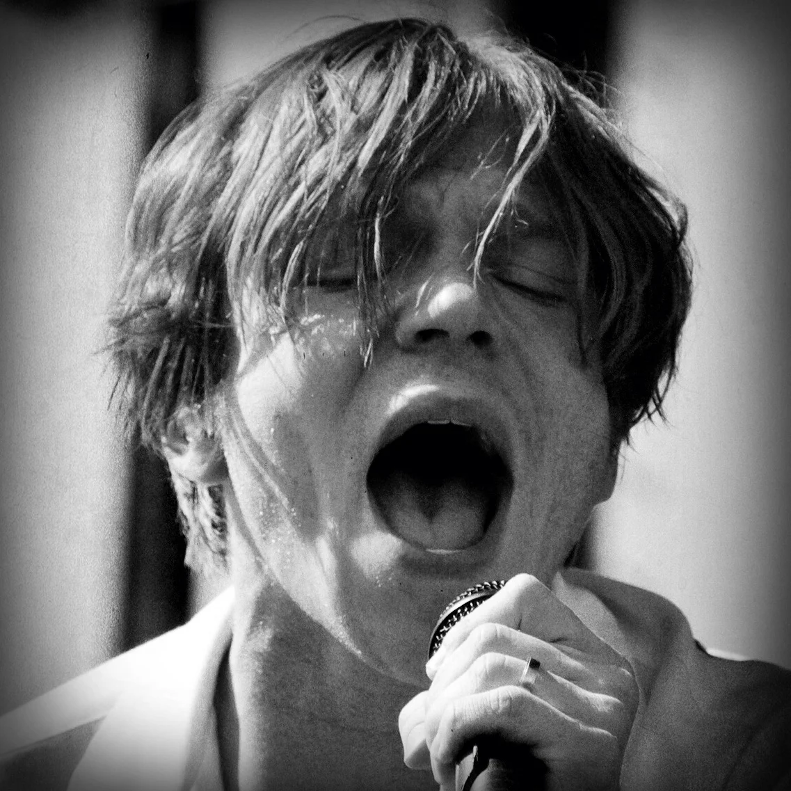 Cage the Elephant