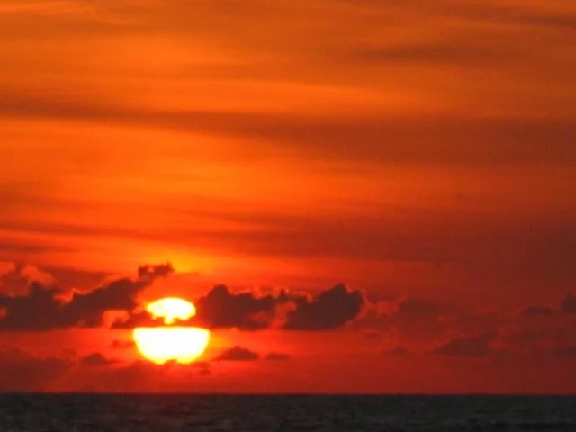 Your Sun Is Setting - rAveNswAn