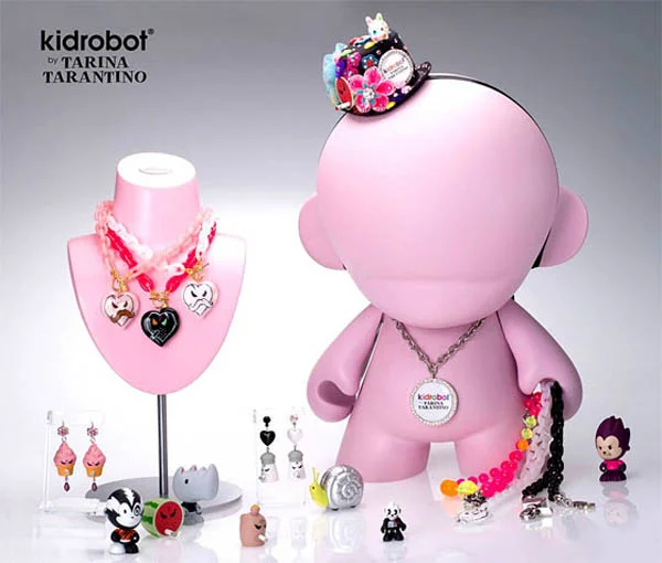 Tarina Tarantino x Kidrobot