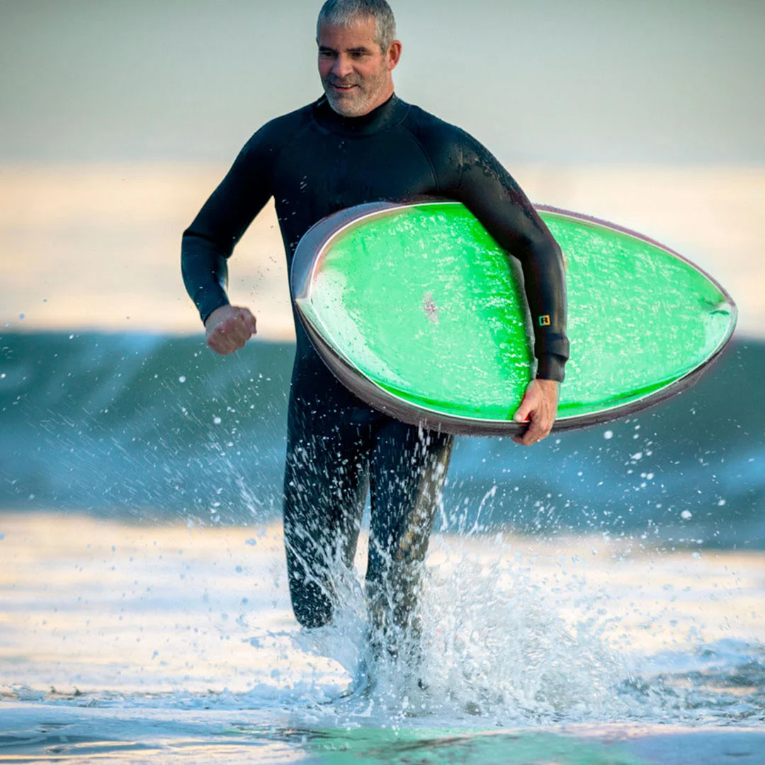 IG_1080x1080_surfing-man.jpg