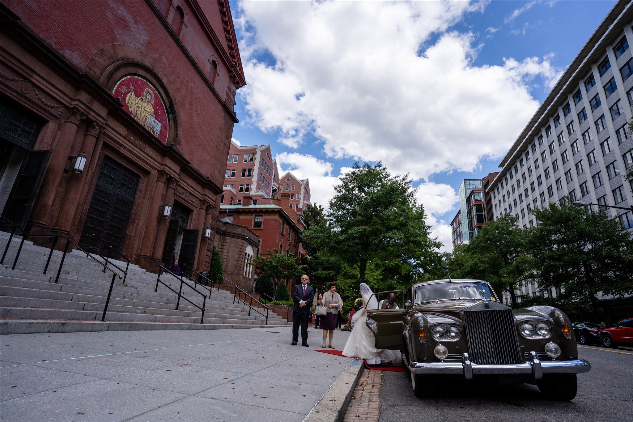 03_-_Wedding_Ceremony_-_Cathedral_of_Saint_Matthew_the_Apostle_Washington_DC_-_Photography_by_Bee_Two_Sweet-004.jpg