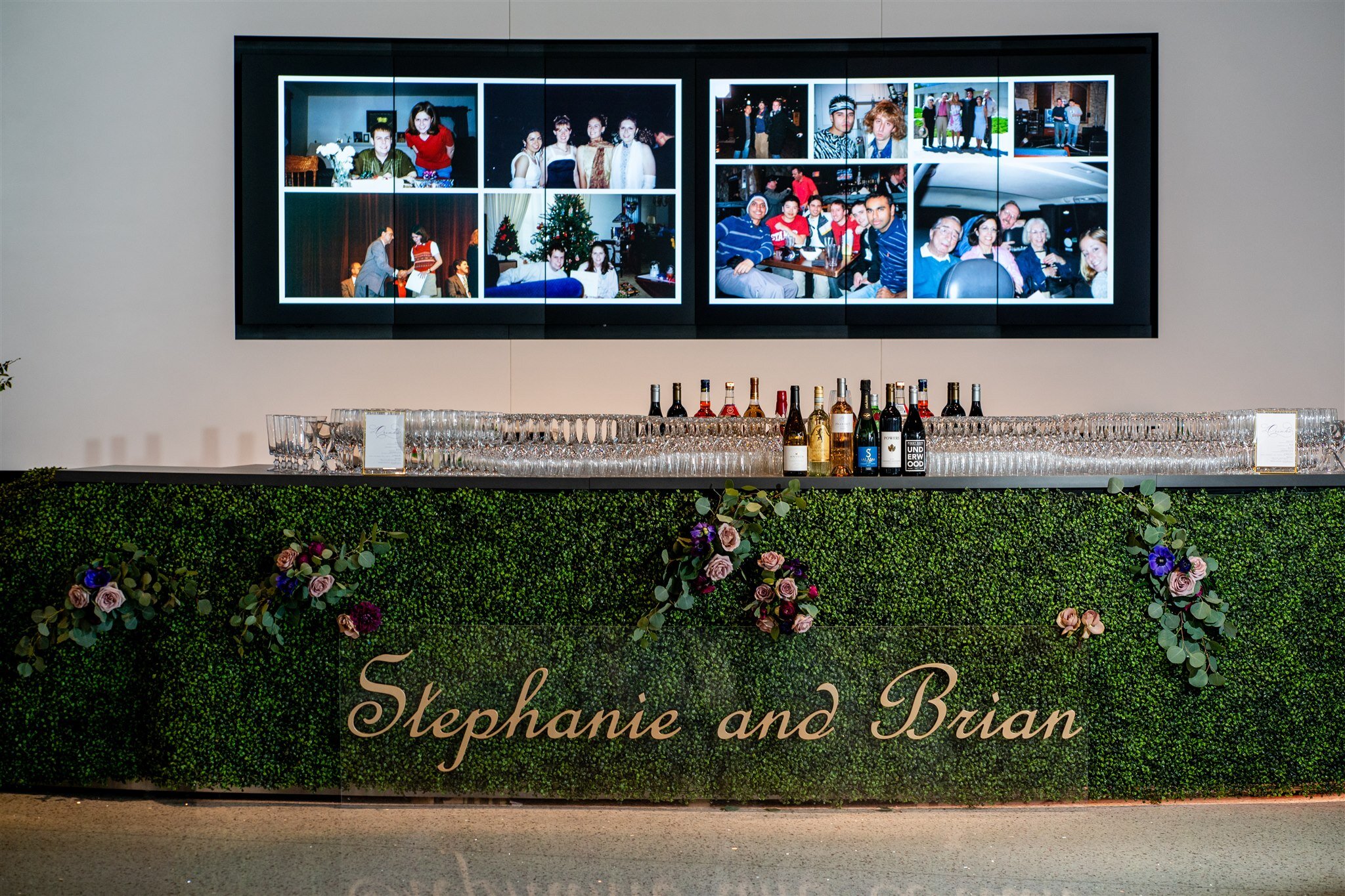 boxwood bar wedding