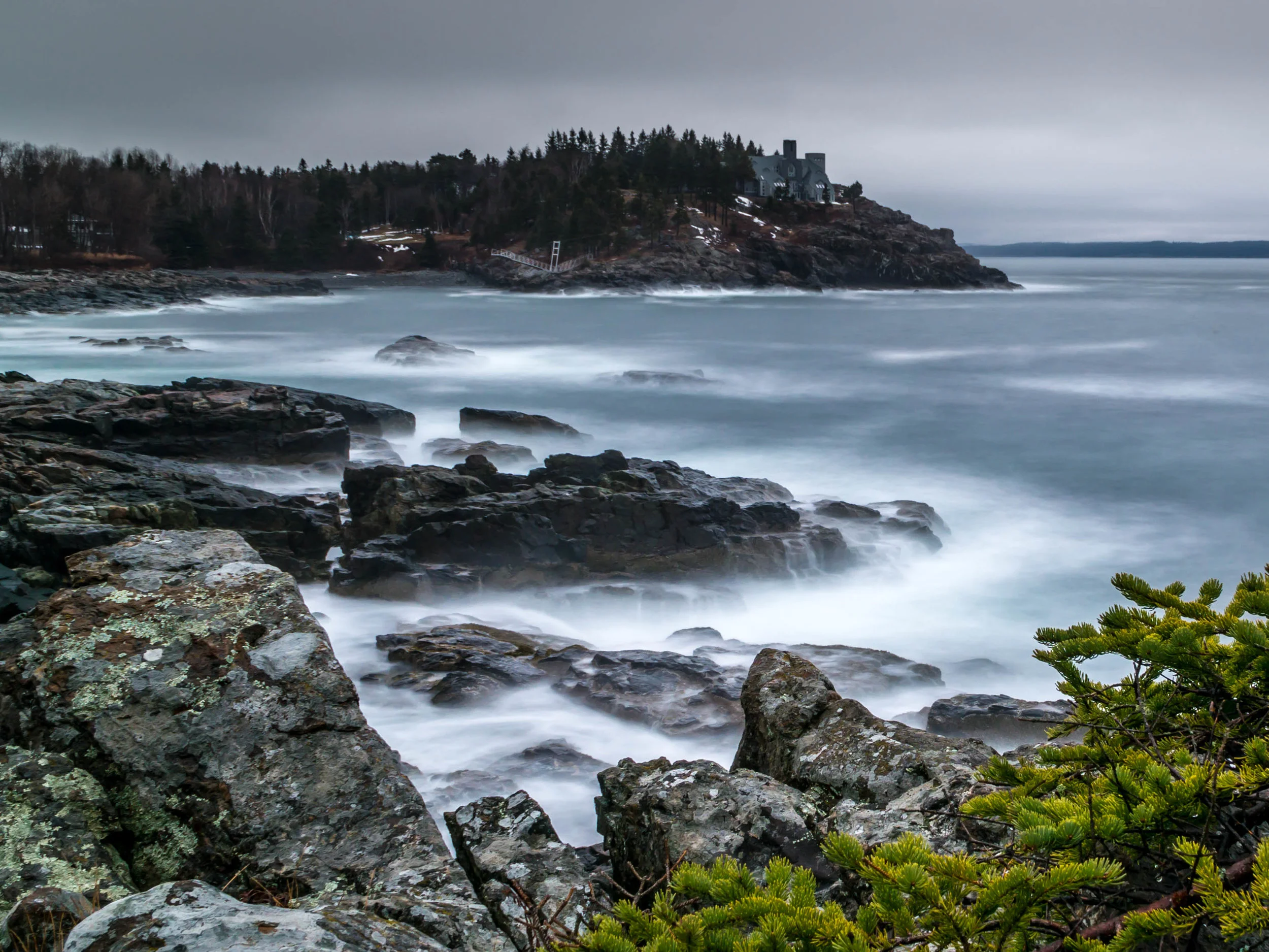 SCHOONER HEAD POINT GREEN FOREGROUND.jpg